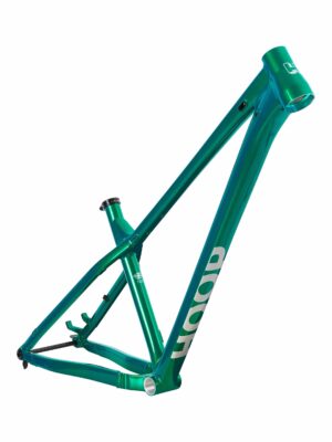Greyhound 29″
